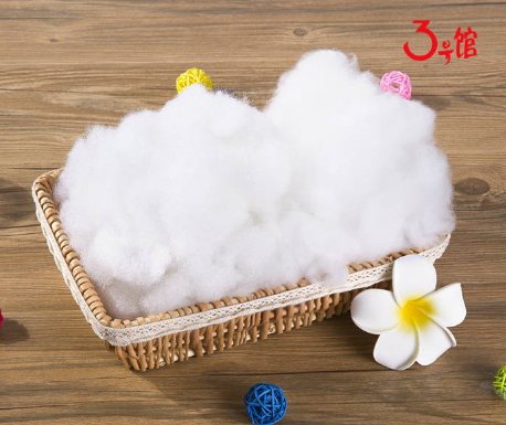 什么是cotton<a href=https://www.alltextile.cn/ target='_blank'>面料</a>？cotton面料有什么特点？